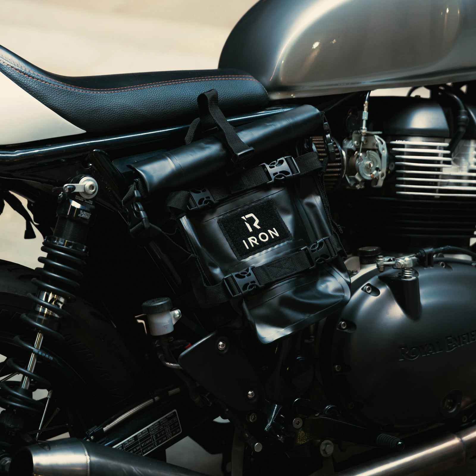 RIDEIRON コンパクト防水サドルバッグ | MB8006