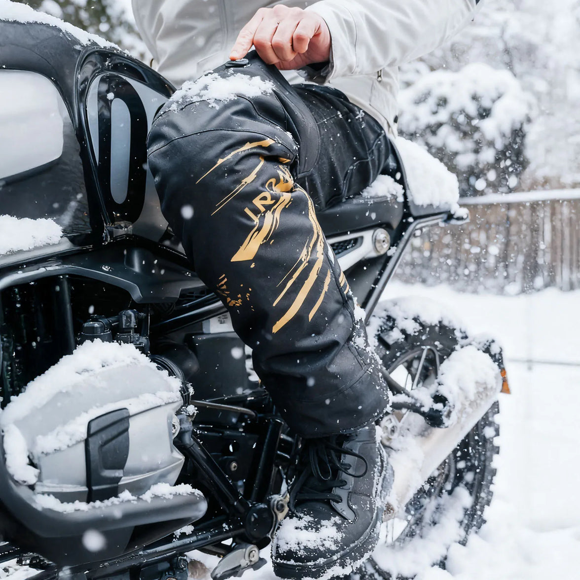 RIDEIRON 冬用 防風 防水 電熱 バイクニーパッド | MA9001 H