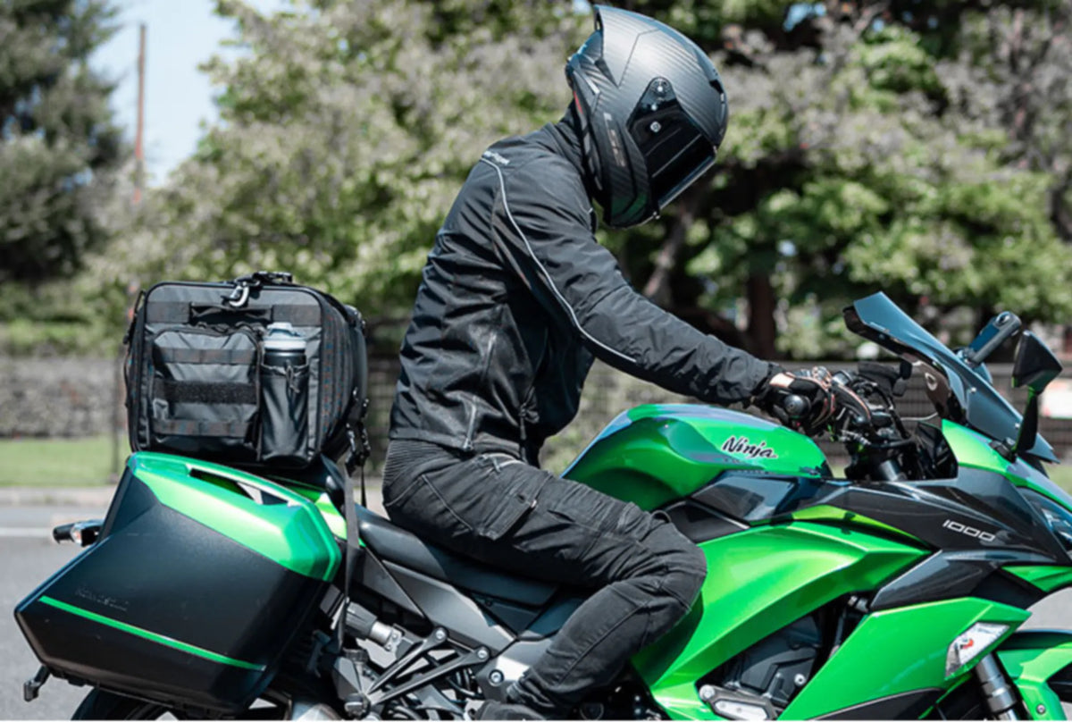 RIDEIRON 容量拡張機能付き ツーリングバッグ | MB8001